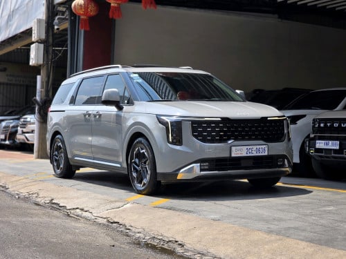 2025 KIA CARNIVAL នៅធានាពេញពីក្រុមហ៊ុន​ ទេីបប្រេីបាន11395គីឡូប៉ុណ្ណោះ