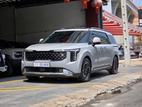 2025 KIA CARNIVAL នៅធានាពេញពីក្រុមហ៊ុន​ ទេីបប្រេីបាន11395គីឡូប៉ុណ្ណោះ