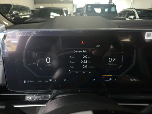 2025 KIA CARNIVAL នៅធានាពេញពីក្រុមហ៊ុន​ ទេីបប្រេីបាន11395គីឡូប៉ុណ្ណោះ