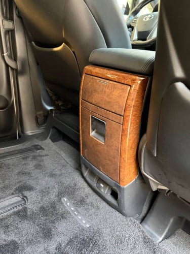Alphard 2017 up 2024  spec Russia ឆ្វេងសុីន full option