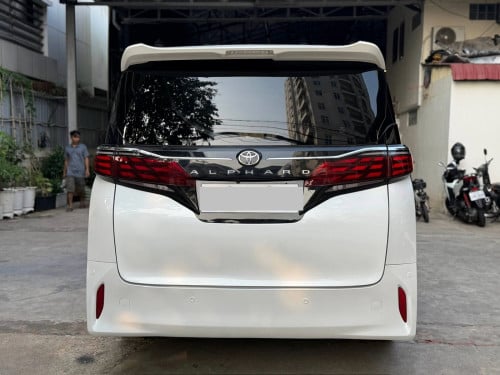 Alphard 2017 up 2024  spec Russia ឆ្វេងសុីន full option