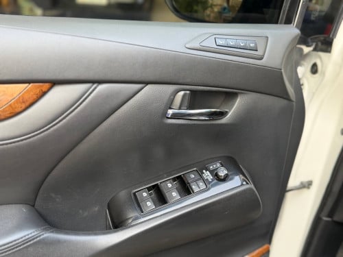 Alphard 2017 up 2024  spec Russia ឆ្វេងសុីន full option