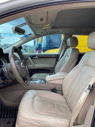 Audi Q7 មានត្រឹម​ 5500$ ដកឡានជិះភ្លាម