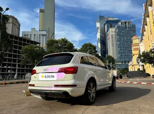 Audi Q7 មានត្រឹម​ 5500$ ដកឡានជិះភ្លាម