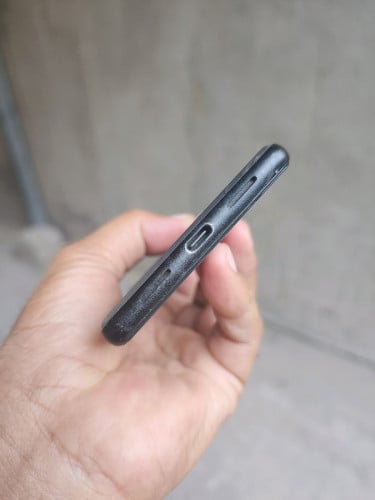 Google Pixel 6 8g/128g(វៃដូរបាន)👉$125