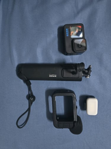 GoPro HERO10 Black Creator Edition (Full Set) - ថ្ម 5 គ្រាប់ និងសម្ភារៈច្រើនណាស់ (99% New)
