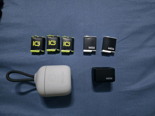 GoPro HERO10 Black Creator Edition (Full Set) - ថ្ម 5 គ្រាប់ និងសម្ភារៈច្រើនណាស់ (99% New)