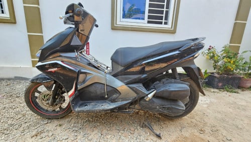 Honda Airblade Original Engine 2017 លក់ហងដាអ៊ែរប្លែក ម៉ាស៊ីនតាន់ ឆ្នាំ2017