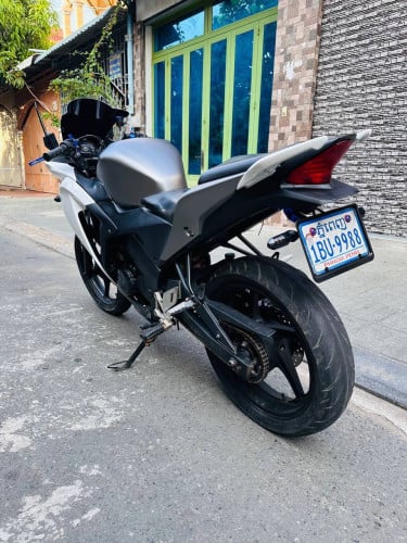 HONDA CBR 1180$ , 150cc , 2013 , Japan have lD card