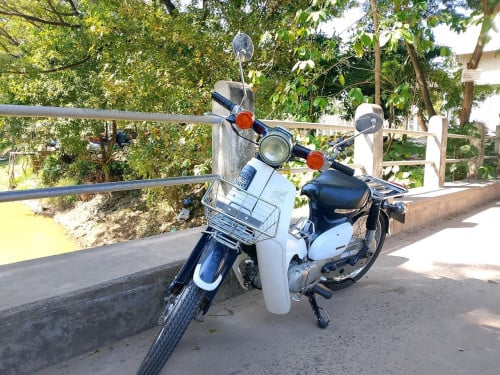 Honda Supercub C90