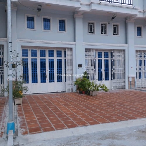 ShopHouse for sale $125,000 nego