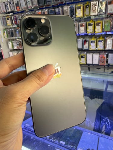 iPhone 13pro max 512GB 570$