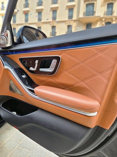 Maybach S480 2022