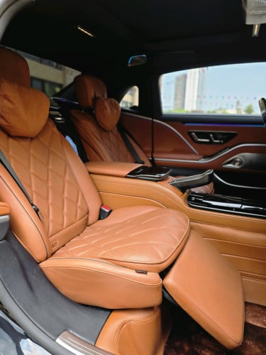 Maybach S480 2022