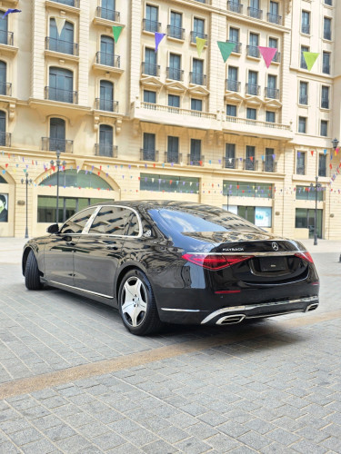 Maybach S480 2022