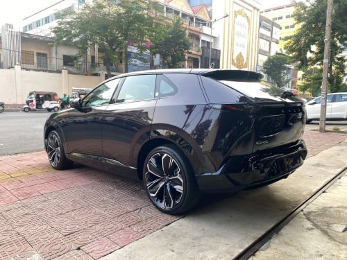 Mazda EZ60 2025