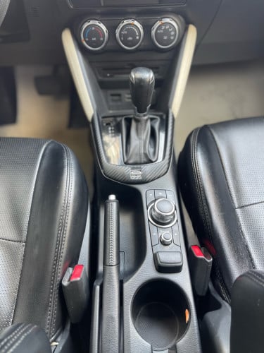 Mazda2 Full options 2017