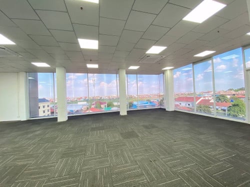 Office Space for rent at Chak angre krom  (Of-076) ការិយាល៍យជួល​នៅចាក់អង្រេក្រោម តម្លៃធូរ