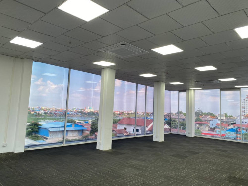 Office Space for rent at Chak angre krom  (Of-076) ការិយាល៍យជួល​នៅចាក់អង្រេក្រោម តម្លៃធូរ