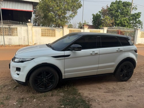 Rang Rover Evoque ម៉ាស៊ូត មិនភ័យខ្លាចឆេះ