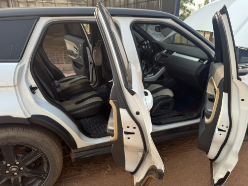 Rang Rover Evoque ម៉ាស៊ូត មិនភ័យខ្លាចឆេះ