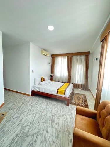 Spacious 2 Bedroom Apartment