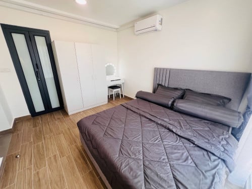 URBAN VILLAGE PHASE 2 E45(06-07)