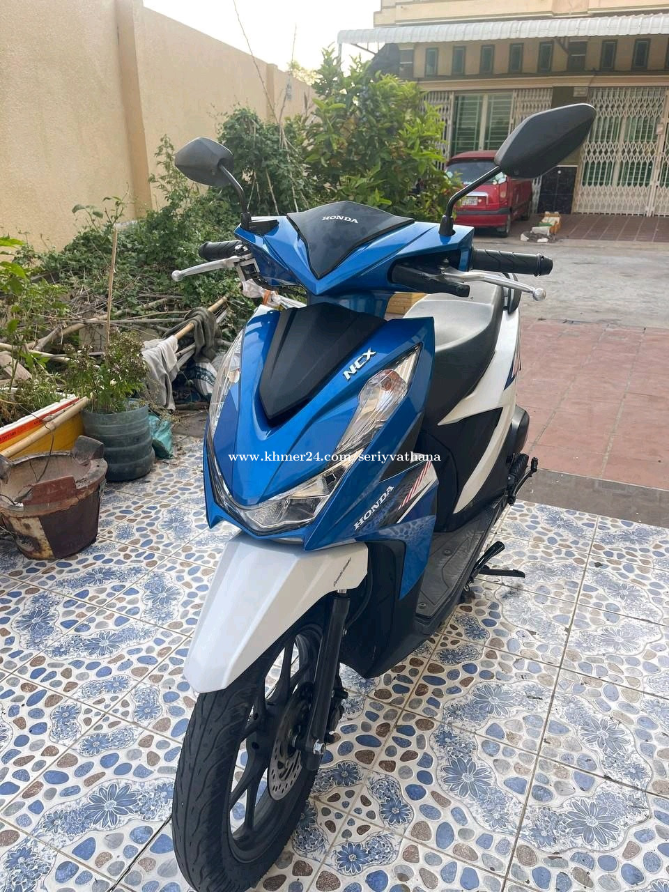 ម៉ូតូលក់Beat 024សំណុំមានកាត់គ្រី។តម្លៃ1530$ price $1530.00 in Kamboul ...