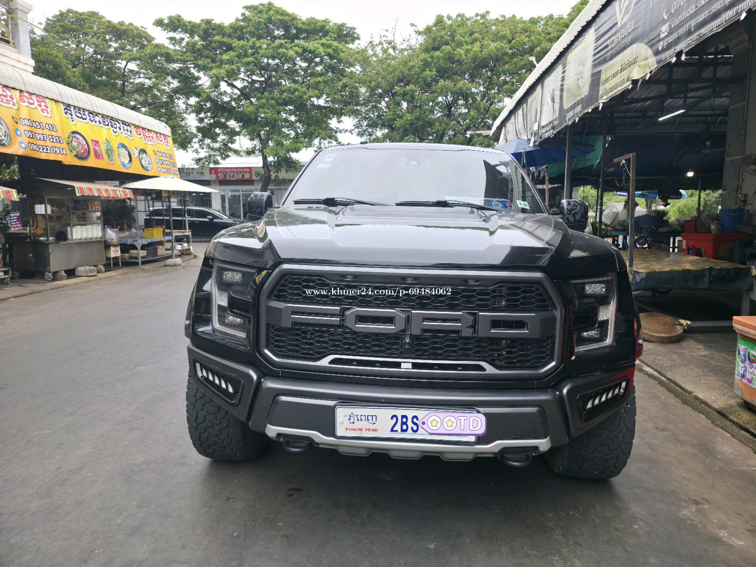 Ford F-150 Raptor ឆ្នាំ 2018 ម្ចាស់ដើម តម្លៃ 56000$ ចរចា price $56000. ...