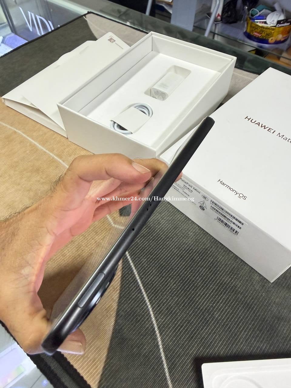 Huawei Mate pad Mini 12G 512G 99.99%499$ price $499.00 in Tuek L'ak ...