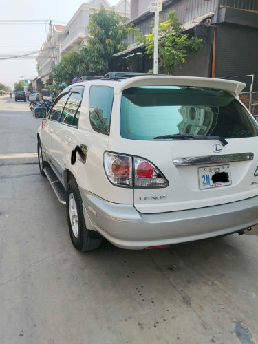 ឡានលក់