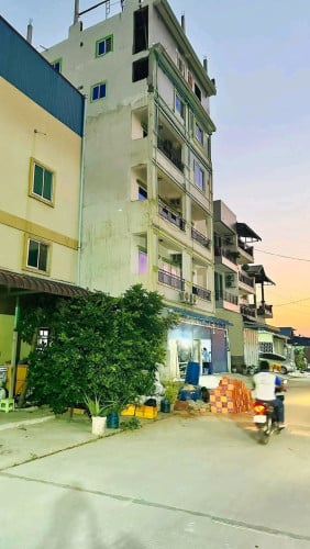 បន្ទប់ជួល ក្រាំងធ្នង់