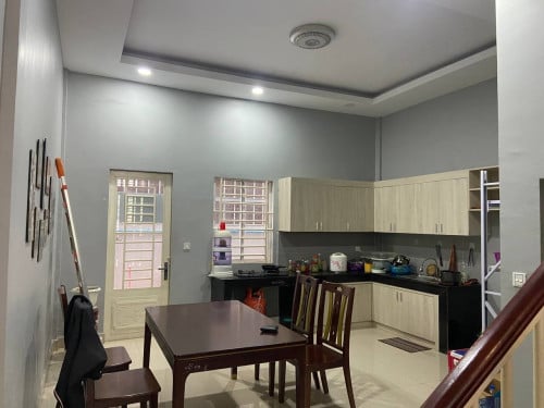 ផ្ទះលក់បន្ទាន់