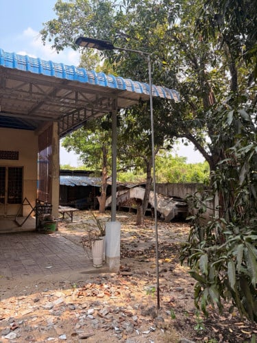 ដីនិងផ្ទះលក់បន្ទាន់ តម្លៃទន់ៗ