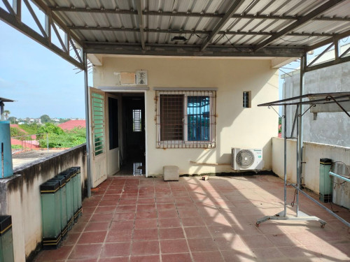 ផ្ទះលក់ជាប់ផ្លូវធំជិតផ្សារសៀមរាបកន្តួត