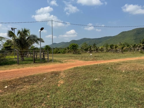 ដីលំហែ​លក់ទំហំ (436m2) ផ្លង់រឹង​ $25000 ចរចា​