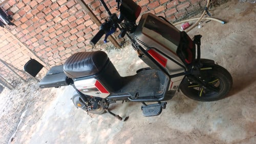 លក់ម៉ូតូអគ្គិសនី