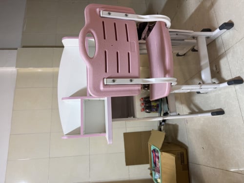 តុកូនរៀននៅថ្មី 90% លក់ធូរៗ