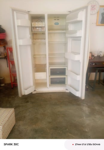 ទូរទឹកកកម៉ាកKlasseរបស់ជប៉ុន
