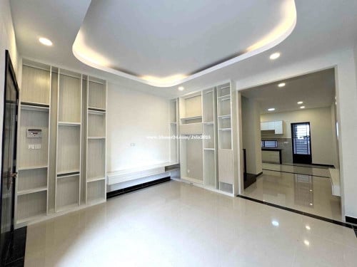 វីឡាកូនកាត់សម្រាប់ជួល Linked Villa for Rent