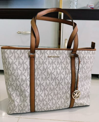កាបូប​ MK Shopping 42cm លក់