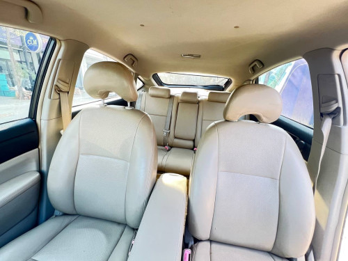 ឡានជួល មាន Pruis Kia canival Starex Lexus