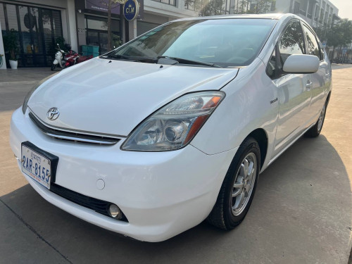 ឡានជួល មាន Pruis Kia canival Starex Lexus