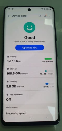 លក់ទូស័ព្ទ S21ultra ស្អាត99% តំលៃ130$