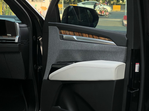 2025 Cadillac Escalade ESV Sport Platinum
