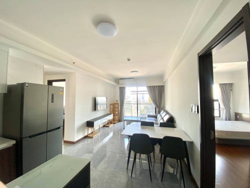 3 bedroom for rent on Monivong boulevard near BKK1