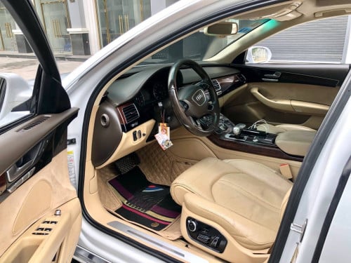 Audi A8L 2013 up 2018 តួវែង 16500$
