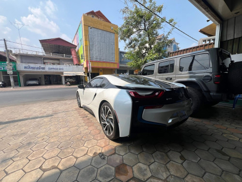 BMW I8 2015 ក្រដាសពន្ធ 35000$ ចរចា