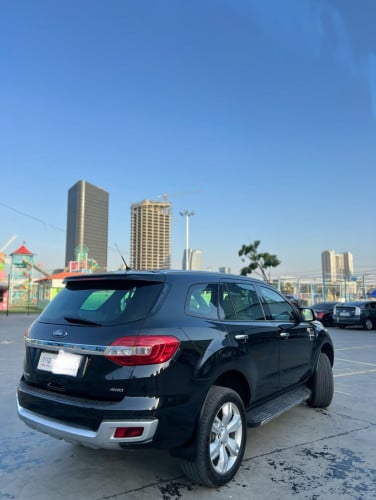 Ford Everest 2017 ម្ចាស់ដើមម៉ាស៊ីនធំរត់ធូរស៊ីតិច 100km 6.7L ឡានស្អាតតម្លៃ 27700$ 093495611 Telegram