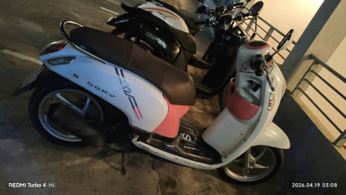 honda scoopy 2015